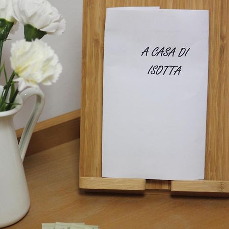 A Casa Di Isotta Apartment Торино Екстериор снимка