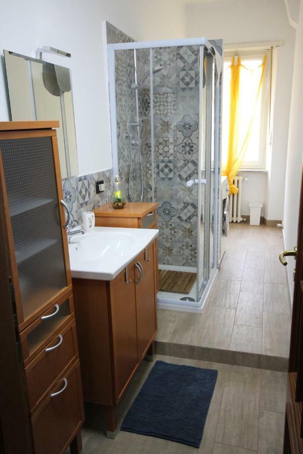 A Casa Di Isotta Apartment Торино Екстериор снимка